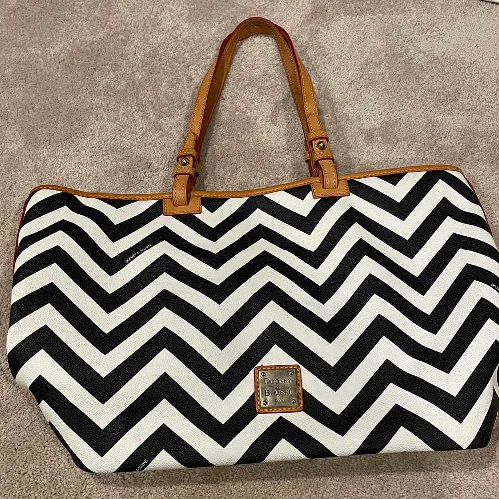 Chevron Dooney & Bourke leather tote